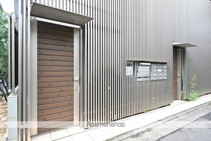 東京都世田谷区北沢５丁目[1R/15.74m2]のエントランス