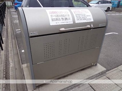 広島県福山市東手城町１丁目[3LDK/66.78m2]の共用部2