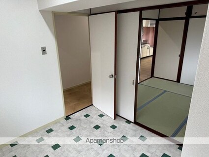 メゾン近江富士[2SDK/45.87m2]のリビング・居間