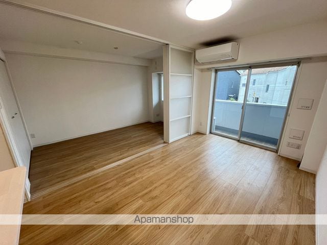 西大泉中央ビルの内装写真