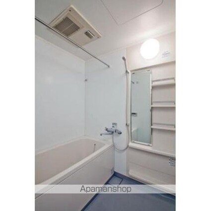 ルミエール中町[1LDK/48.6m2]のバス