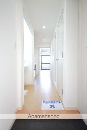 ベルベール[1K/25.67m2]の玄関