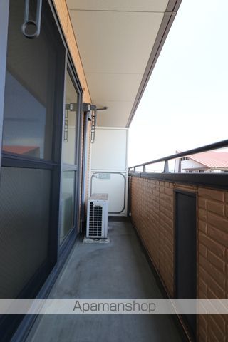 リファルジェント泉 C棟の内装写真