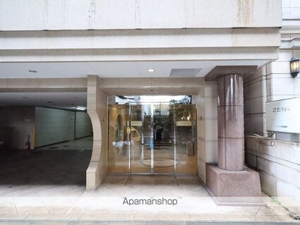 ＲーＣｏｕｒｔ泉[1LDK/37.85m2]のエントランス1