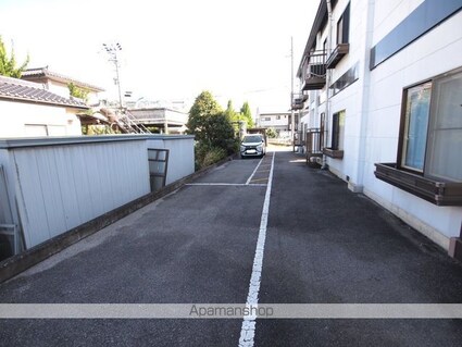アルプスハイツⅡ[2K/39.6m2]の駐車場