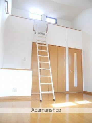 FOLIAR SAKAMA IIIの内装写真
