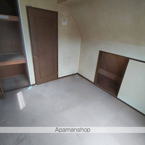 detached 東京都大田区東嶺町35-6

地図を見る