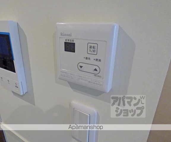 バウハウス富小路三条の内装写真