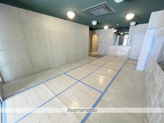 WORVE大阪本町の玄関写真