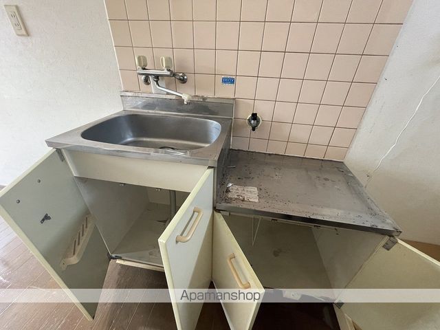シャトーレ中里の内装写真