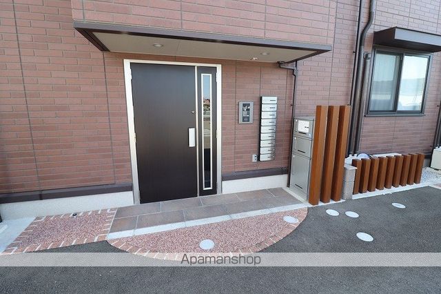 サンセール問屋町の玄関写真