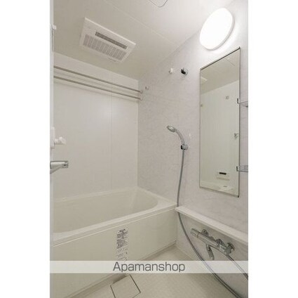 コンフォリア東新宿[1DK/25.23m2]のバス