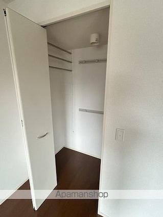 ユートピア[2LDK/60.7m2]の収納