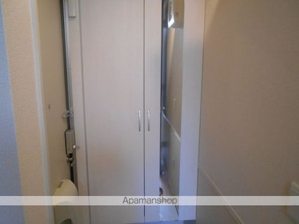 Ｍ’ｓベルル[1LDK/45.42m2]の玄関