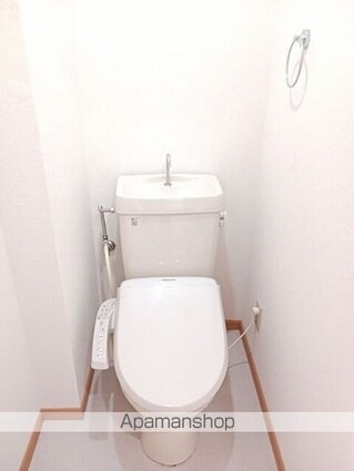 レジデンスイセヤマＡ[2DK/47.23m2]のトイレ