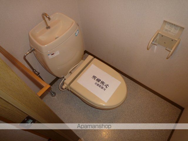 ハイカムールアダチの内装写真
