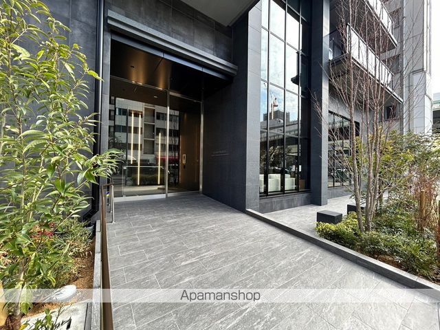 ルフォンプログレ堺筋本町タワーレジデンスの玄関写真