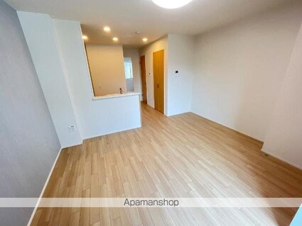 グランディール高屋敷Ｂ棟[1LDK/43.24m2]のリビング・居間1