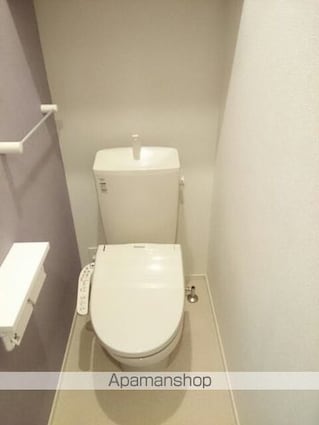 カーサ・コルーテ瓜生　Ⅰ[2LDK/61.8m2]のトイレ