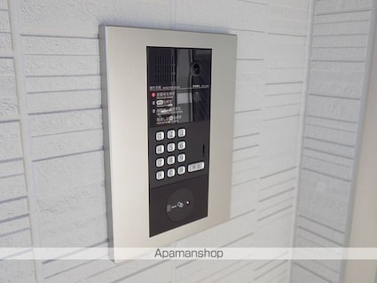 アリヴィオ[1R/30.52m2]のエントランス1