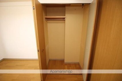 本町ＶＩＬＬＡ[2DK/56.5m2]の収納