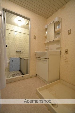 ハイネス横川の内装写真