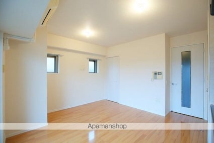 東京都北区滝野川２丁目[1R/28.57m2]のリビング・居間3