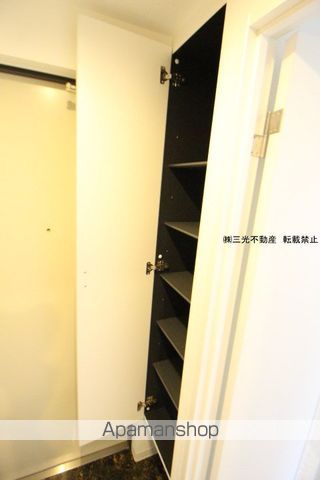 CREM BLD.の内装写真