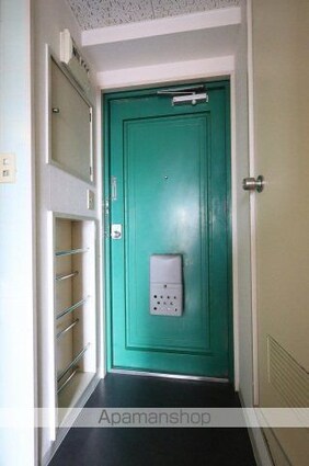 柴崎皆実町ビル[1R/15.6m2]の玄関