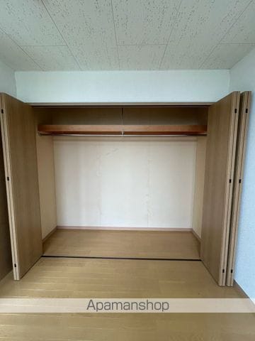 プラス32の内装写真