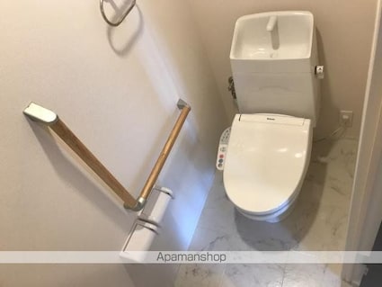 コスモ　ガーデン[1LDK/42.74m2]のトイレ