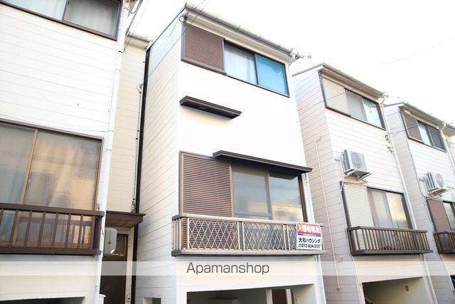 香里新町一戸建ての外観写真