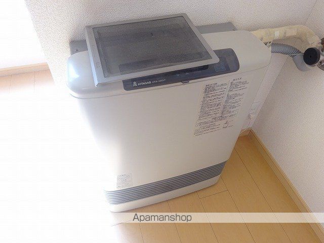 石狩市 2階建 築18年の内装写真