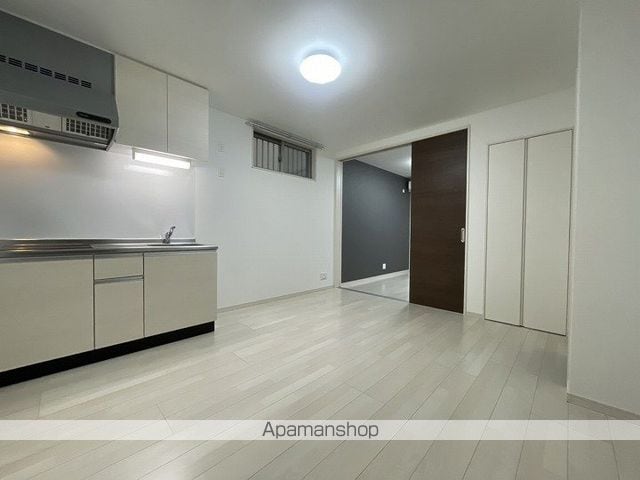 F ASECIA NANAの内装写真