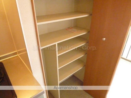 ヴィラージュ美崎[1K/27.08m2]の玄関