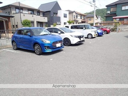 和歌山県和歌山市紀三井寺[2DK/50.24m2]の駐車場
