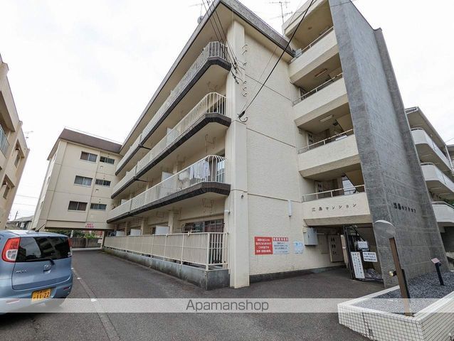 江島マンションの外観写真