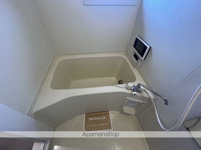 インペリアル ヴィラ A棟の内装写真