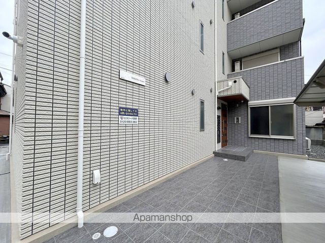 トライセラコートの外観写真