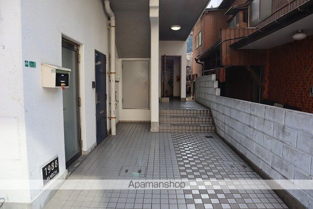 ロイヤルステイの玄関写真