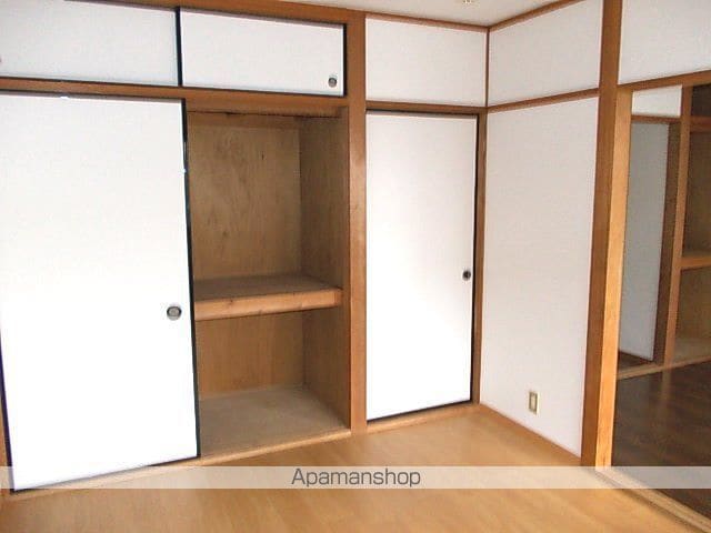 アーバンハイツ那加B棟の内装写真