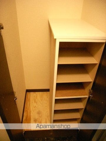 レオネクスト加紋の内装写真
