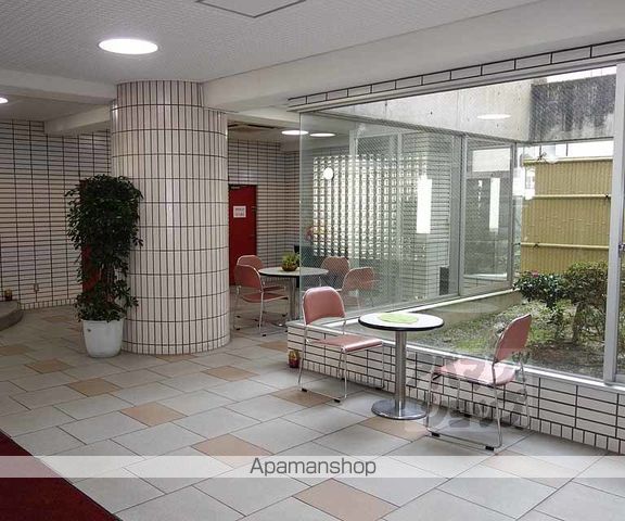 四ノ宮コートの玄関写真