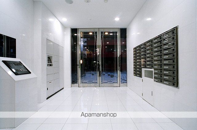 エンクレスト天神南IIの玄関写真