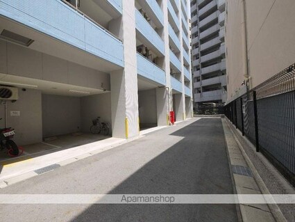 インプルーブ鶴舞[1K/24.25m2]の駐車場