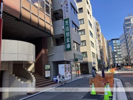 東京都中央区日本橋本町１丁目[1R/25.28m2]の周辺2