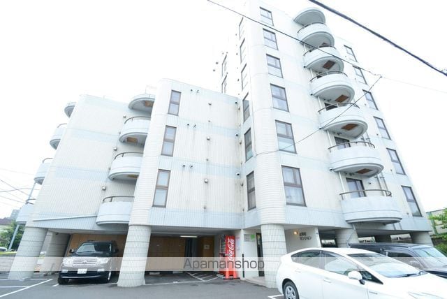 水車町マンションの外観写真