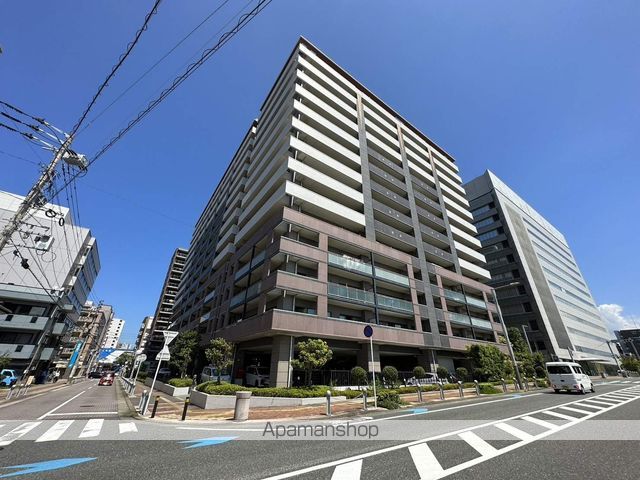 アンピール姪浜駅南の外観写真