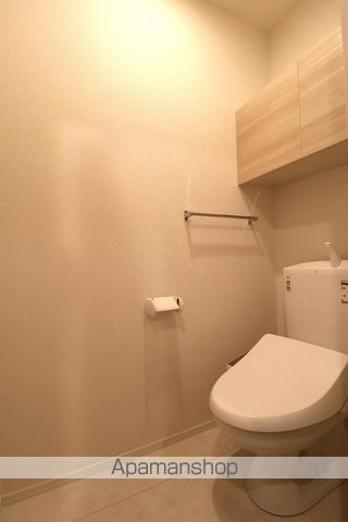 ラピスラズリ[1R/31.21m2]のトイレ