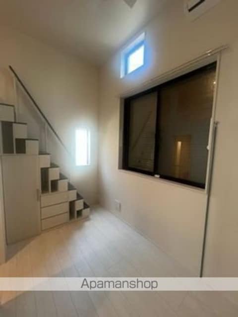 東京都板橋区大和町[1R/13.5m2]の玄関